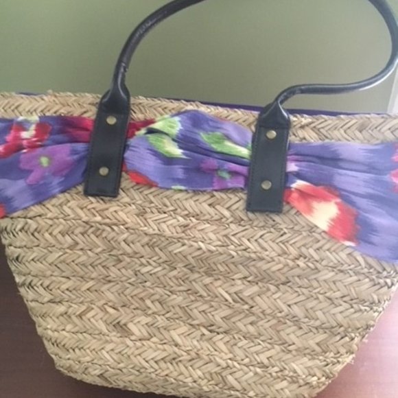 Purse - Picture 1 of 3